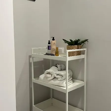 Lejlighed Linden 002 - Adults Only