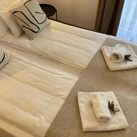 Linden 002 - Adults Only * Mosonmagyaróvár